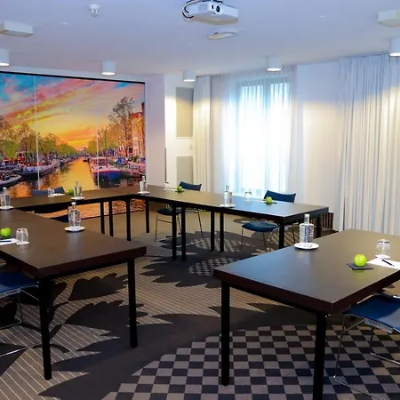 韦斯特考得酒店 4*