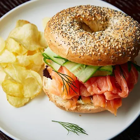 韦斯特考得酒店