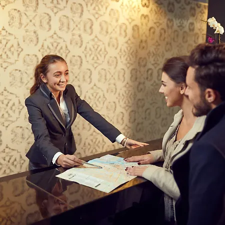 韦斯特考得酒店 酒店