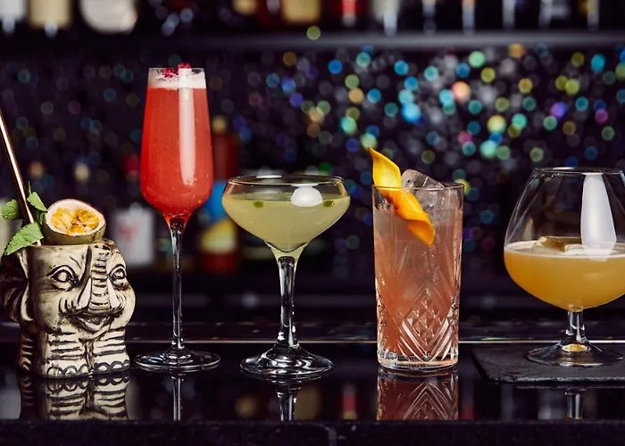 מלון Westcord Fashion 4*