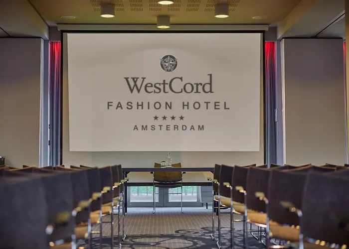 Westcord Fashion מלון 4*